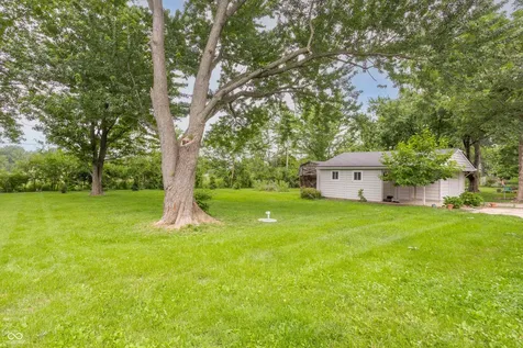 638 Karen Drive Zionsville IN 46077