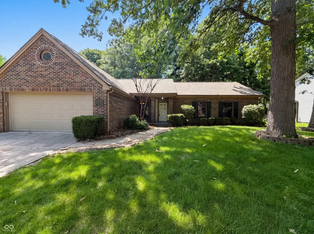 4202 Sunshine Avenue Indianapolis IN 46228
