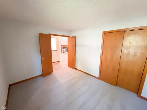 4202 Sunshine Avenue Indianapolis IN 46228