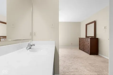 7344 Tarragon Lane Indianapolis IN 46237