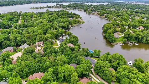 11030 Tenacious Drive Indianapolis IN 46236