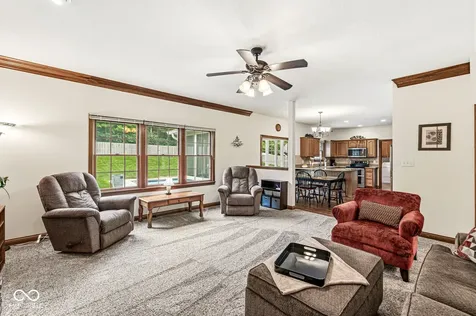 2068 Aspen Drive Avon IN 46123