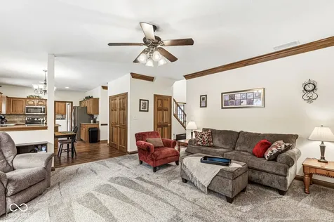 2068 Aspen Drive Avon IN 46123