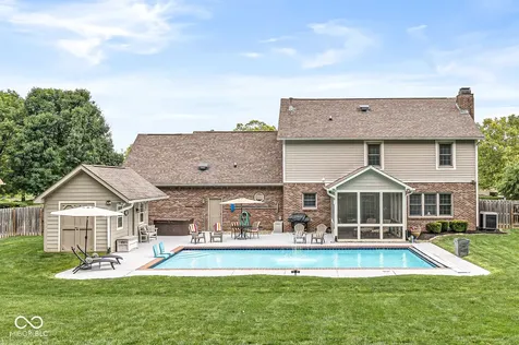 2068 Aspen Drive Avon IN 46123