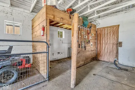 6534 Milhouse Road Indianapolis IN 46221