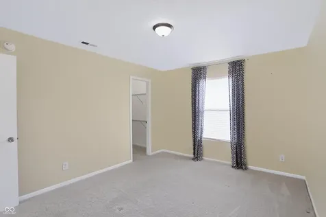 8010 Grove Berry Way Indianapolis IN 46239
