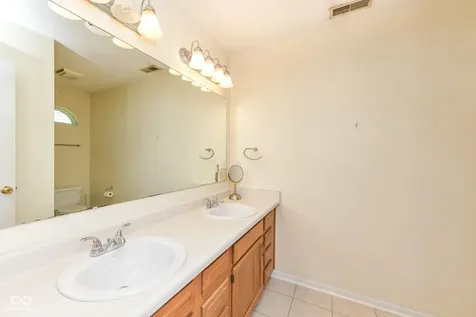 7573 Sycamore Grove Court Indianapolis IN 46260