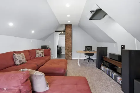 826 Greer Street Indianapolis IN 46203