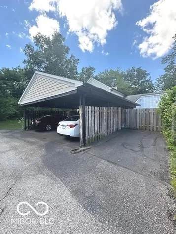 9452 Fordham Street Indianapolis IN 46268
