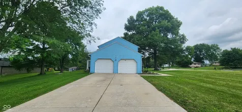 32 Edgelea Drive Greencastle IN 46135