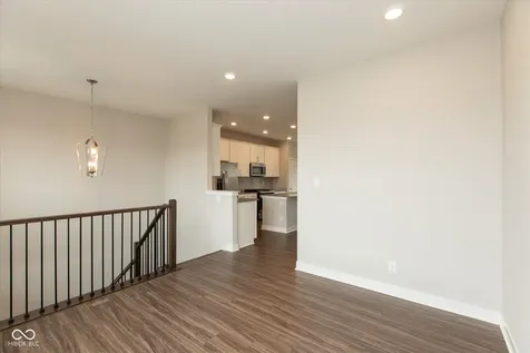 7247 Barker Street Carmel IN 46033