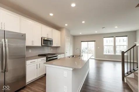 7247 Barker Street Carmel IN 46033