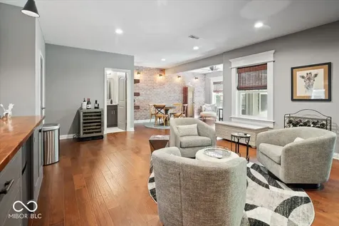 9749 Thorne Cliff Way Fishers IN 46037