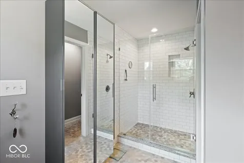 9749 Thorne Cliff Way Fishers IN 46037