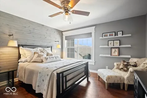 9749 Thorne Cliff Way Fishers IN 46037