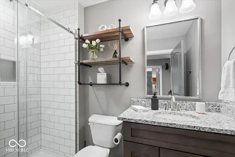 9749 Thorne Cliff Way Fishers IN 46037