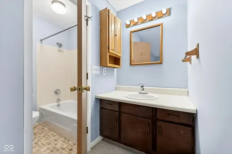 5753 Bradston Way Indianapolis IN 46237