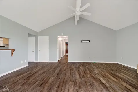 5753 Bradston Way Indianapolis IN 46237