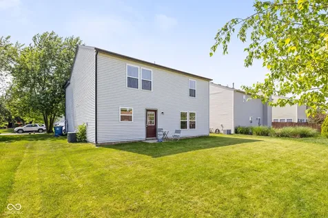 5687 N Jamestown Drive Mccordsville IN 46055
