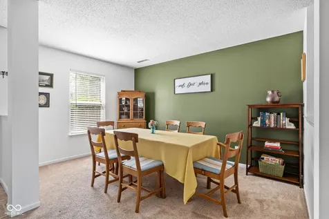 5687 N Jamestown Drive Mccordsville IN 46055