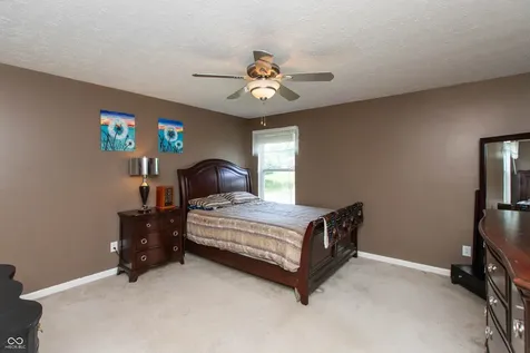 10526 Pokagon Way Indianapolis IN 46239