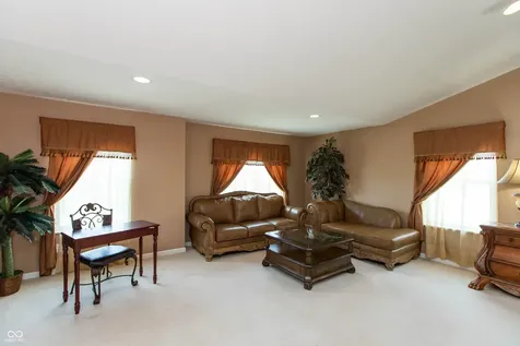 10526 Pokagon Way Indianapolis IN 46239