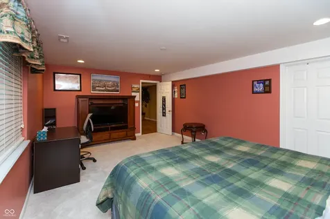 10526 Pokagon Way Indianapolis IN 46239