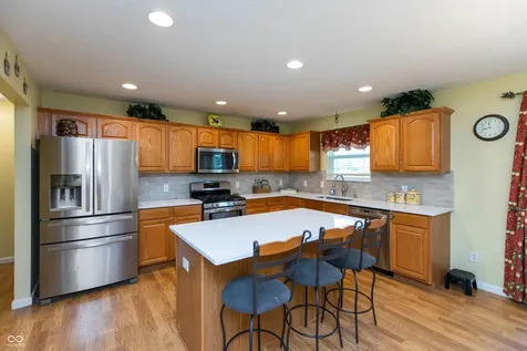 10526 Pokagon Way Indianapolis IN 46239