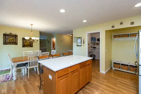 10526 Pokagon Way Indianapolis IN 46239