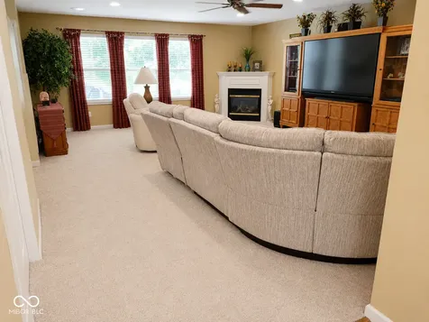 10526 Pokagon Way Indianapolis IN 46239