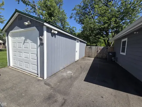 8602 Apple Blossom Lane Camby IN 46113