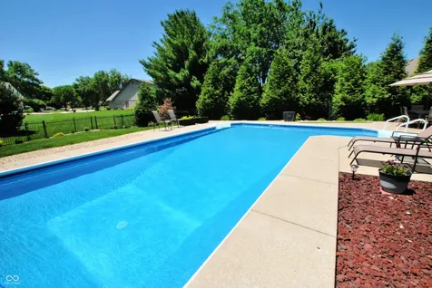 1772 Wedgewood Drive Greenwood IN 46143