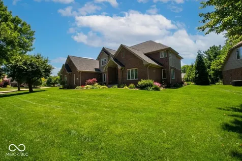 1772 Wedgewood Drive Greenwood IN 46143