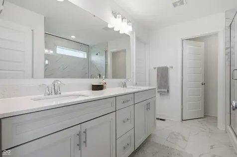 19395 Ketterley Circle Westfield IN 46074
