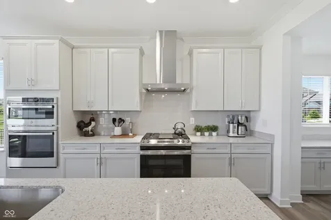 19395 Ketterley Circle Westfield IN 46074