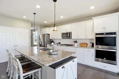 10540 Meriman Court Fishers IN 46040