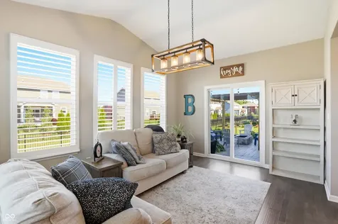 10540 Meriman Court Fishers IN 46040
