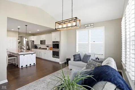 10540 Meriman Court Fishers IN 46040