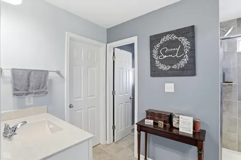 10540 Meriman Court Fishers IN 46040