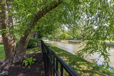 5939 Gladden Drive Indianapolis IN 46220