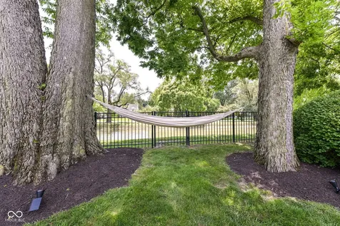 5939 Gladden Drive Indianapolis IN 46220