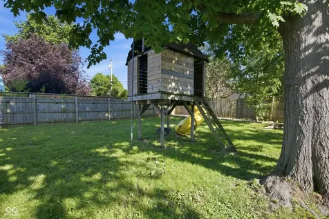 1517 E 43rd Street Anderson IN 46013