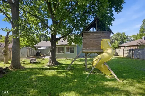 1517 E 43rd Street Anderson IN 46013