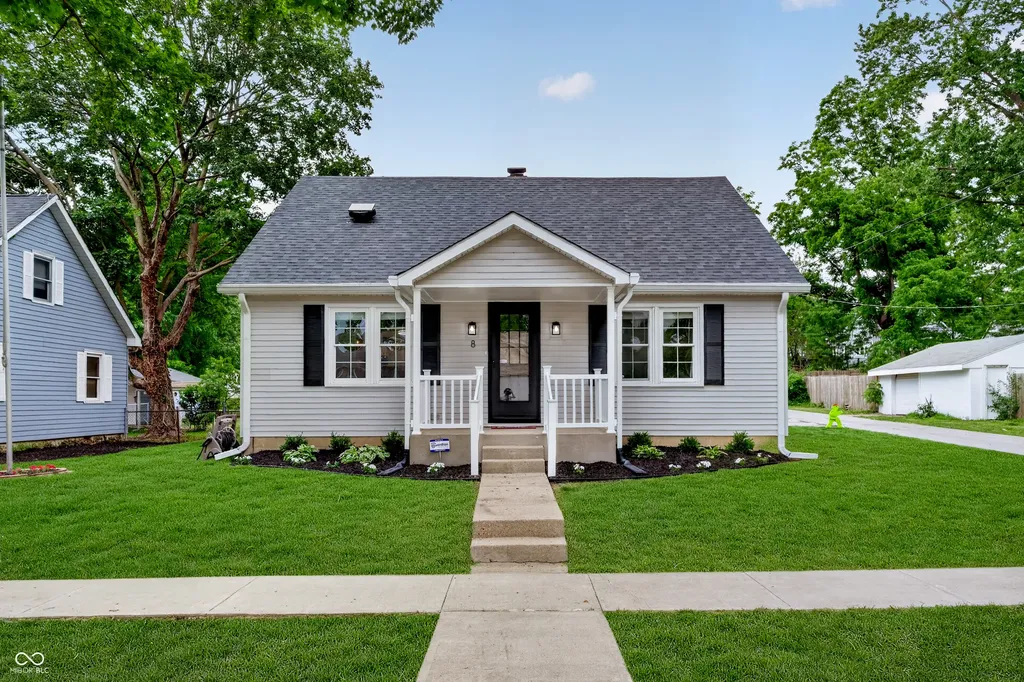 8 N Nebraska Street North Salem IN 46165
