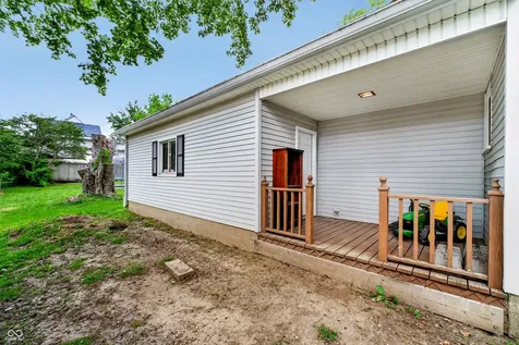 8 N Nebraska Street North Salem IN 46165