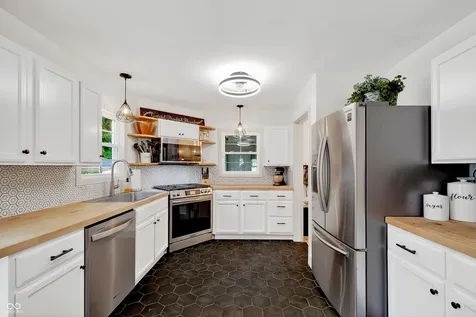 8 N Nebraska Street North Salem IN 46165