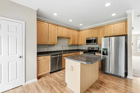 11876 Esty Way Carmel IN 46033