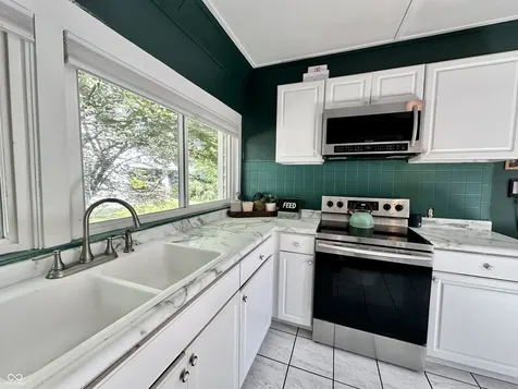 689 E Jackson Street Martinsville IN 46151