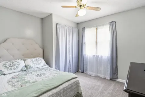 4231 E Lakeview Drive Martinsville IN 46151