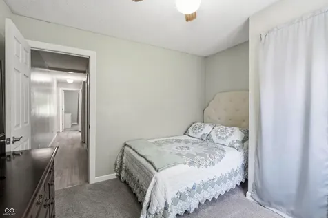 4231 E Lakeview Drive Martinsville IN 46151